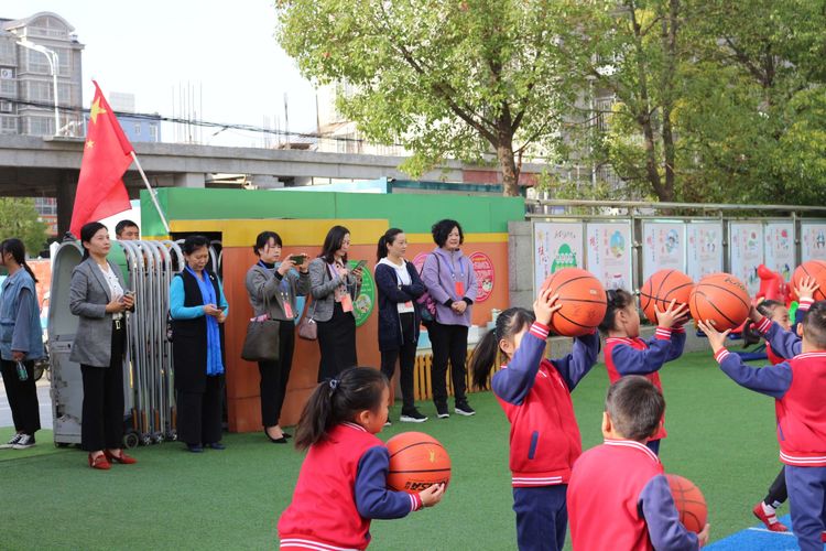 凝心聚力迎復評 砥身礪行譜新篇——曙光幼兒園市一類規(guī)范辦園督導評估